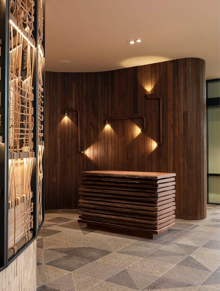 DETAILED FITOUT OF THE ENTRY TO LOUNGE SPACES
