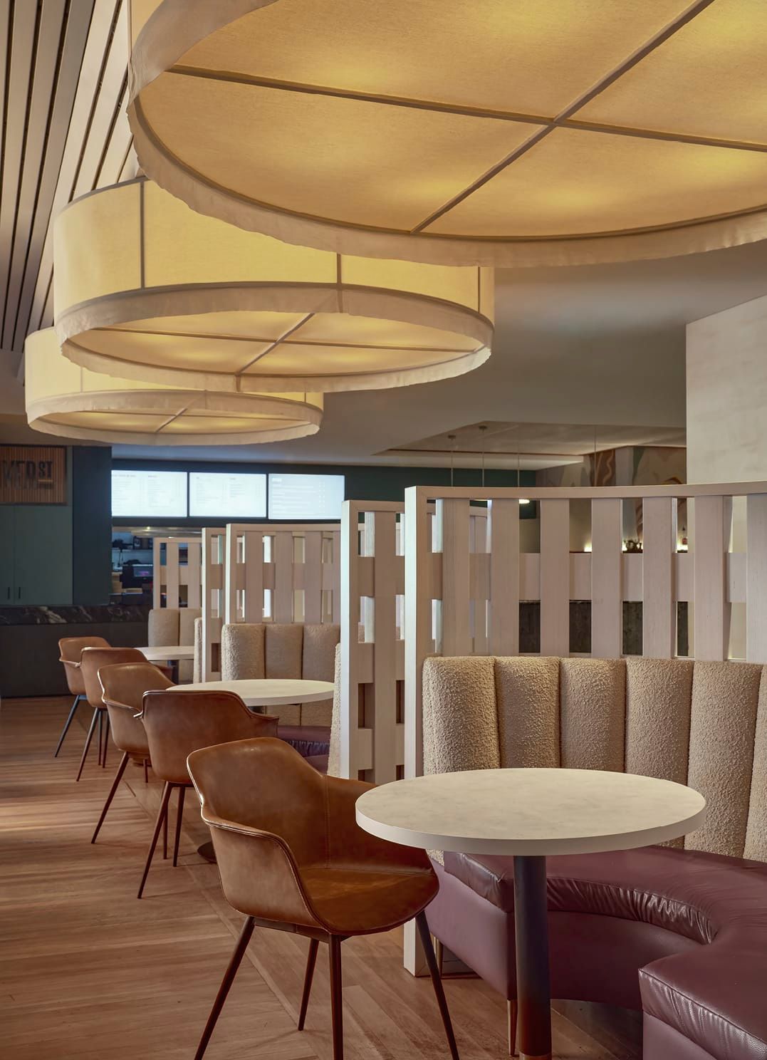 BESPOKE LIGHTING FOR EVENT SPACE