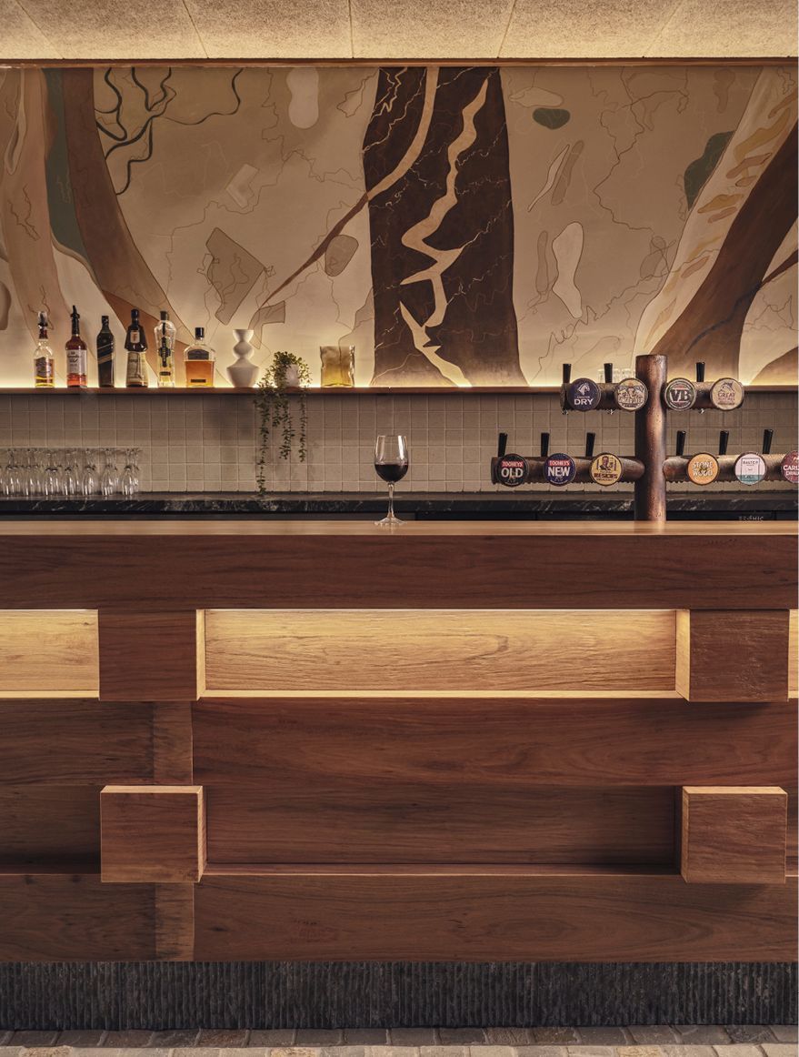 Strong natural material details of the bar